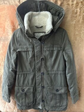 Abercrombie & Fitch Olive Green Sherpa Hooded Parka